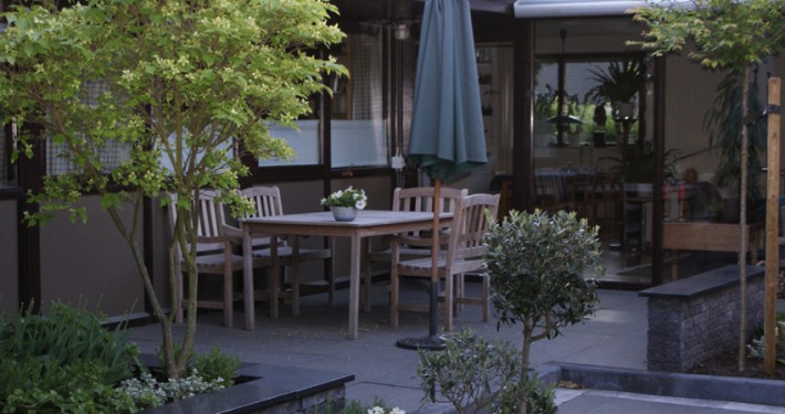 Kleine Gärten, Patio & Atrium › Zinsser Gartengestaltung, Schwimmteiche