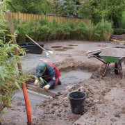 Abziehschiene für das Wasserspiel