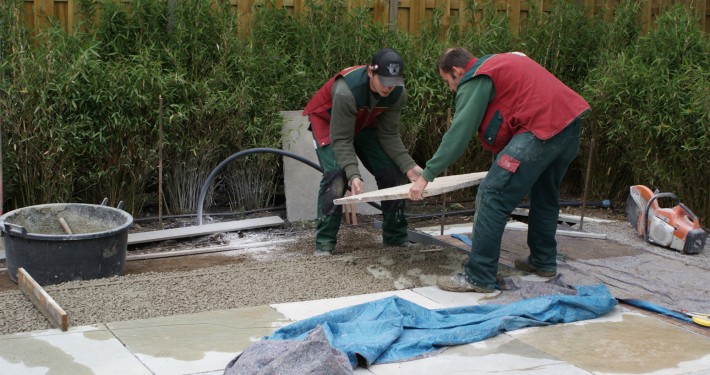 Naturstein mit geringem Fugenanteil - das sind Platten im XXL-Format