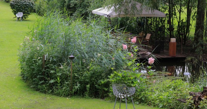 Teich und Gartenpavillon in Lüneburg