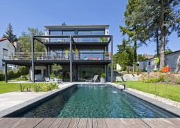 Naturpools in Lüneburg können schnell und unkompliziert von uns eingebaut und gepflegt werden