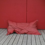 farbige & bunte Mauern als Gartenraum